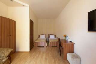 Курортные отели Best Western Bohemian Resort Hotel Севан Двухместный номер с 2 отдельными кроватями-3