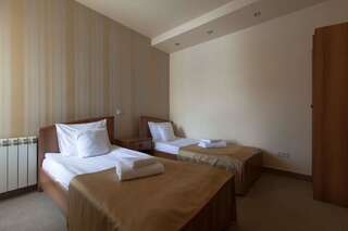 Курортные отели Best Western Bohemian Resort Hotel Севан Люкс с 2 спальнями с кроватью размера «queen-size»-7